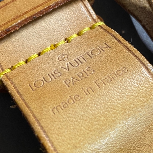 Louis Vuitton padlock  key #314 & luggage name tag with  Poignier strap - Picture 6 of 7